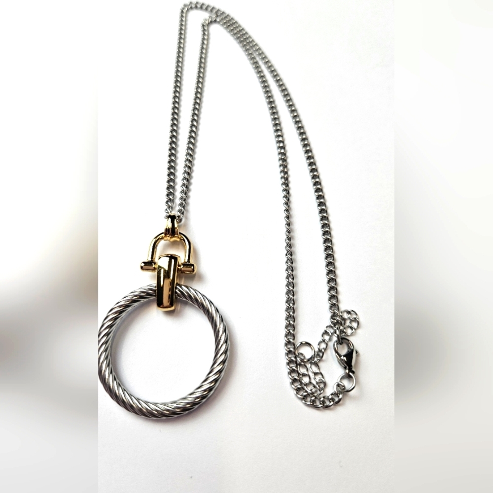 Elegant Silver and Gold Toned Necklace (NWOT)